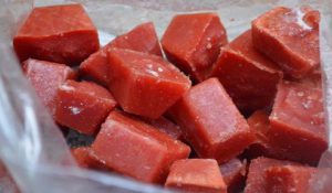 How to freeze tomato paste