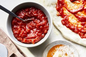 Tomato paste for pizza