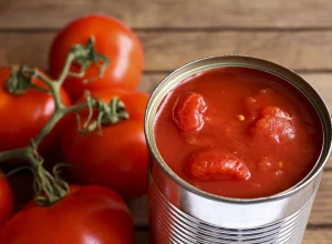 Tomato paste from canned tomatoes