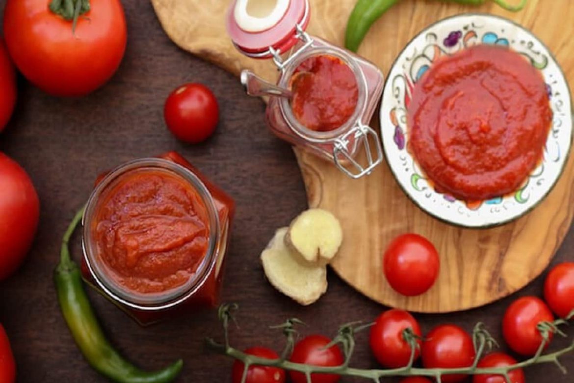 uses of tomato paste in cooking various delicious foods